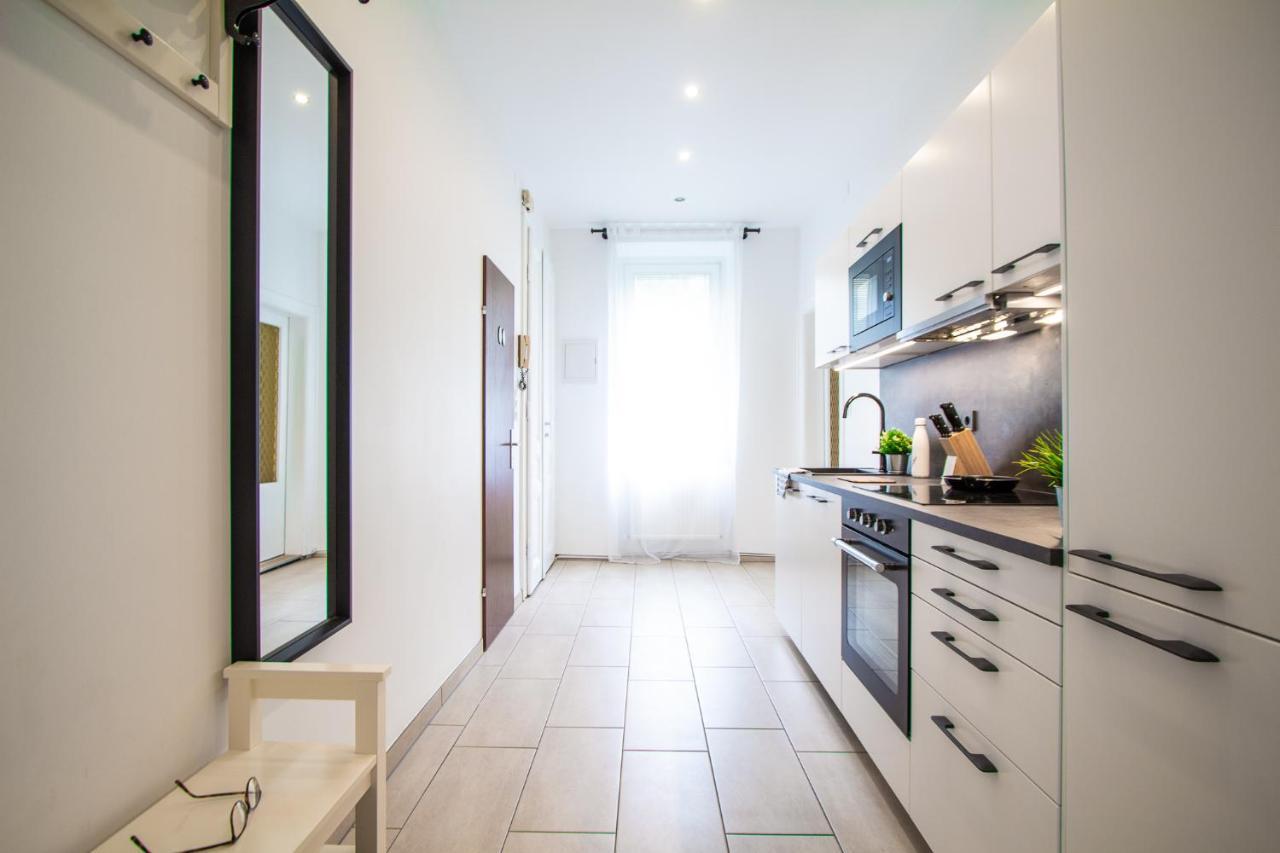 Apartment Enenkelstrasse เวียนนา ภายนอก รูปภาพ