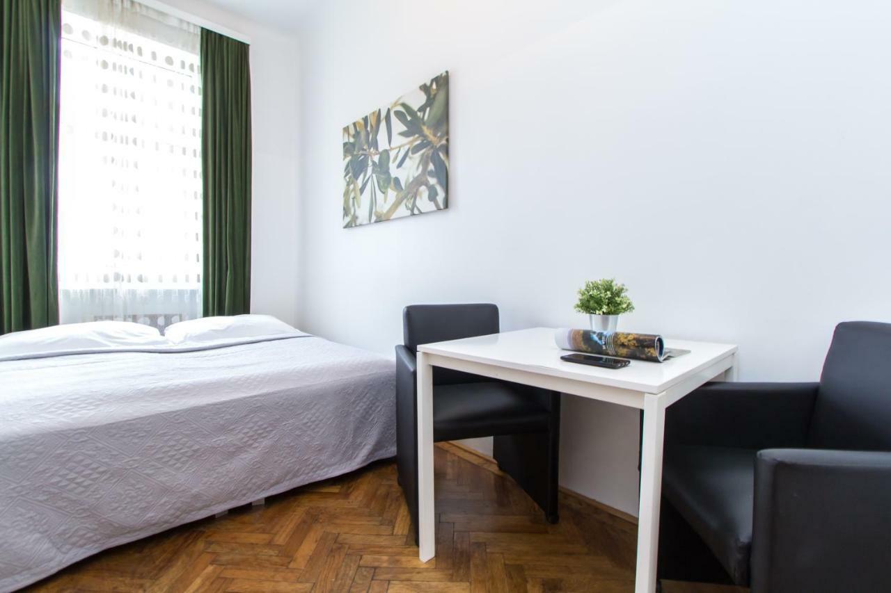 Apartment Enenkelstrasse เวียนนา ภายนอก รูปภาพ