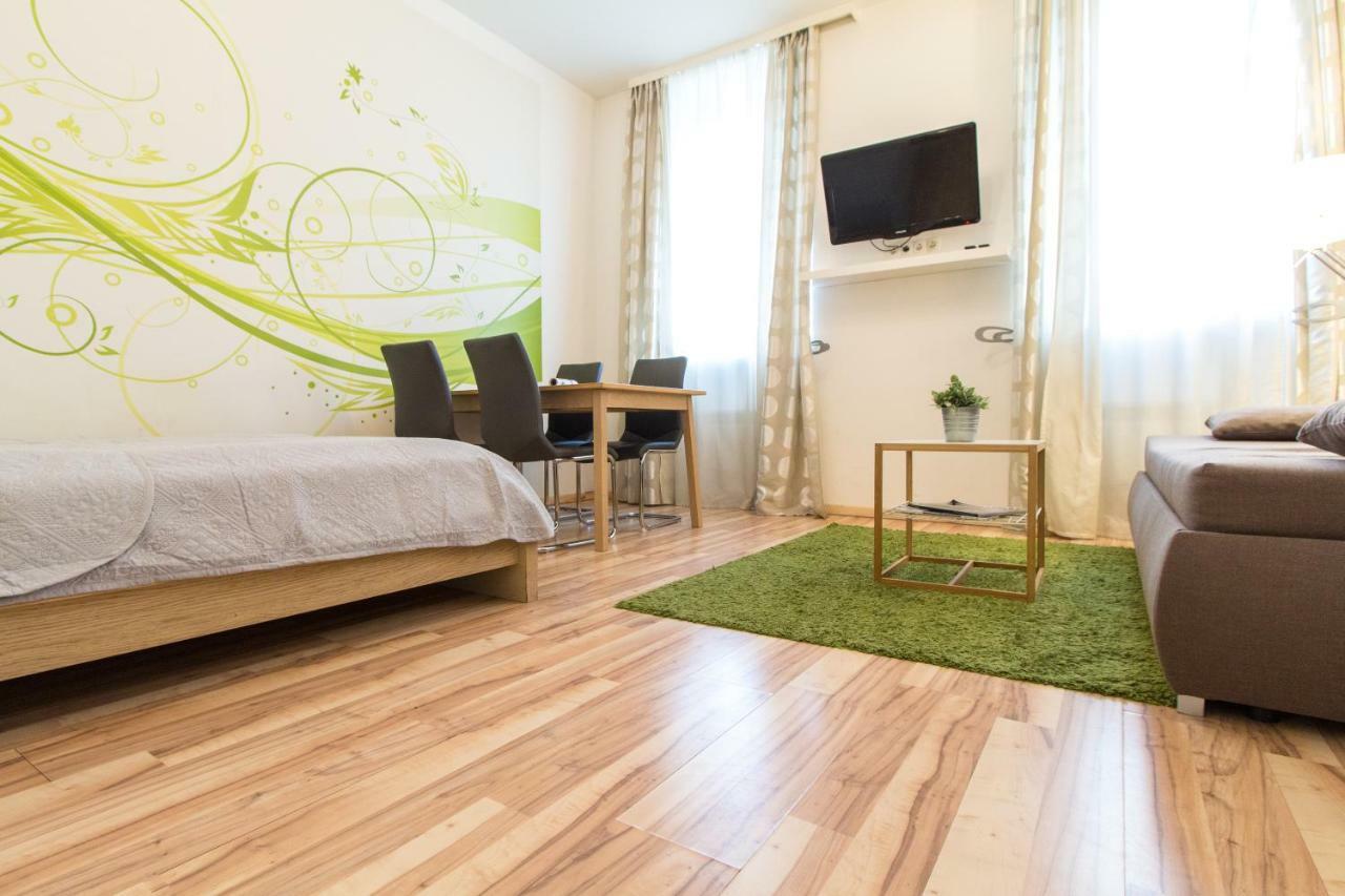 Apartment Enenkelstrasse เวียนนา ภายนอก รูปภาพ